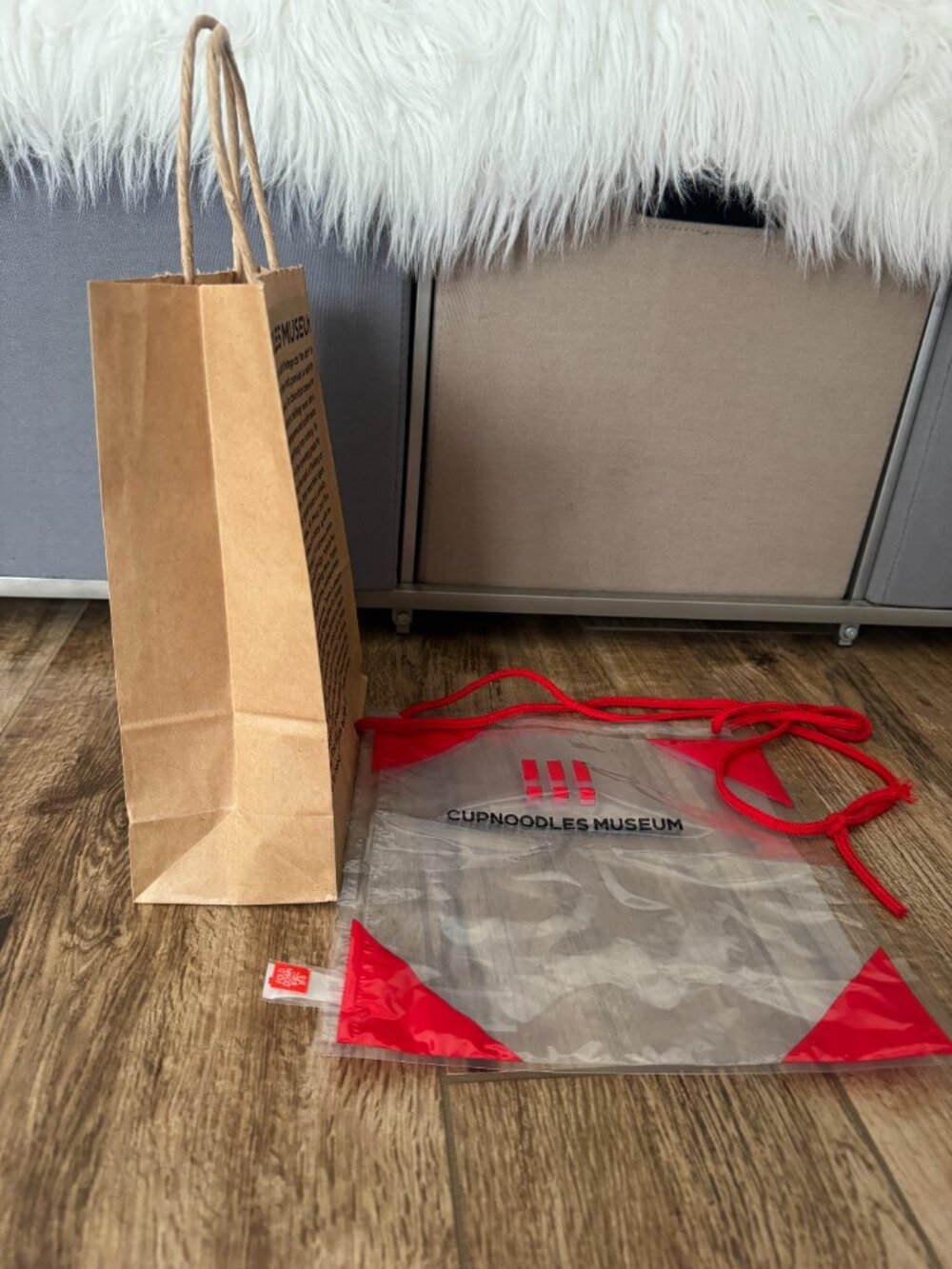 CupNoodles Museum - Japan Souvenir Bag Set - Ramen Drawstring Tote Collectible - Picture 4 of 6